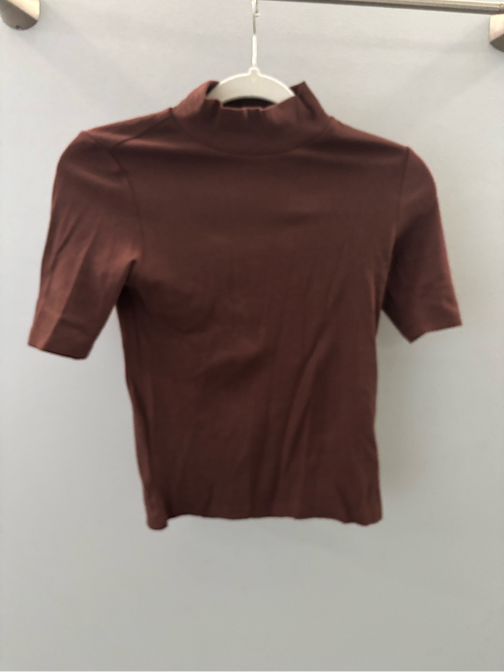 NWT Marine Layer Brown Short-Sleeve Lexi Ribbed Mock Neck Top - Picture 2 of 4